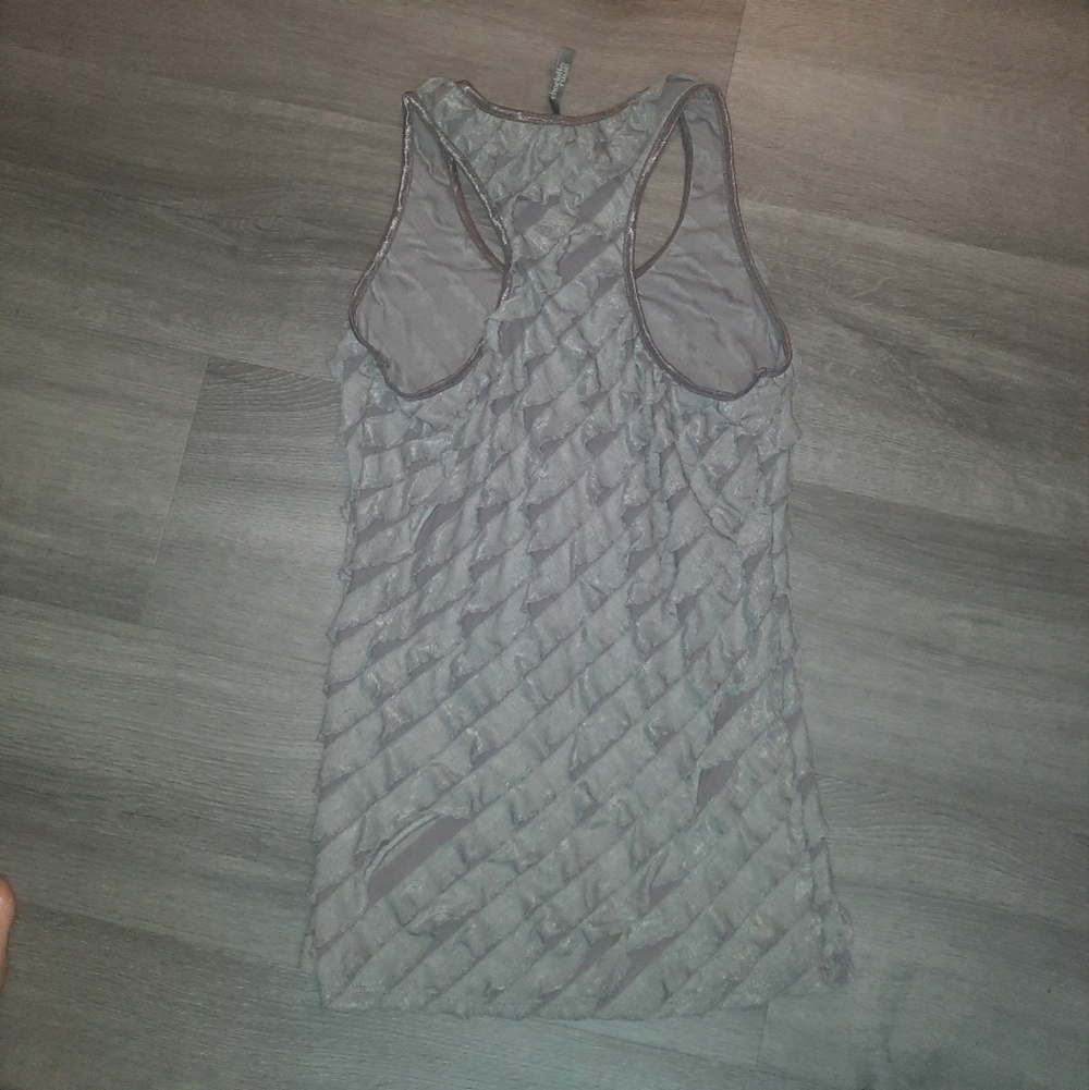 NWT Charlotte Russe Ruffle Racerback Tank Top - Picture 4 of 4